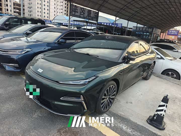 Geely Galaxy Starship 8 130km EM-P Starship Edition - автомобиль из Китая