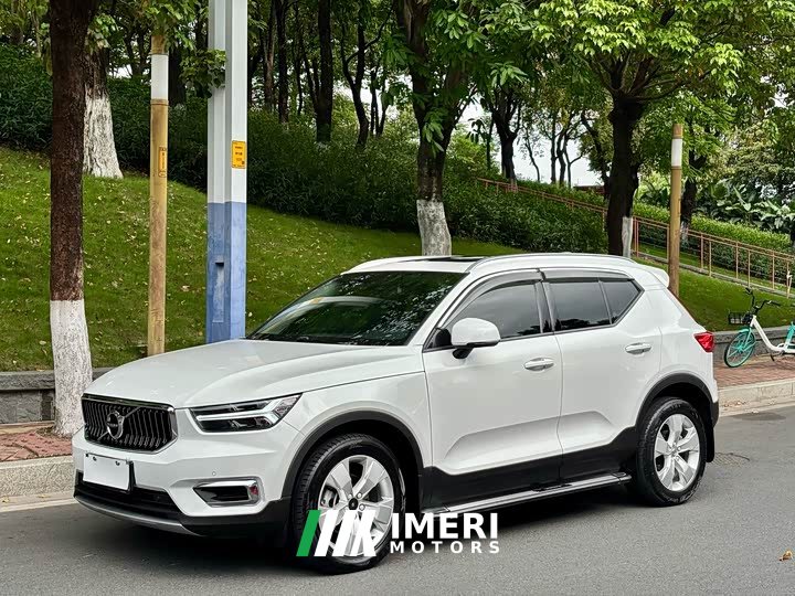 Volvo XC40 2020 T3 Zhixing Fashion Edition - автомобиль из Китая