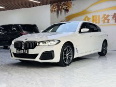 BMW 5 Series facelift 525Li M Sports Package - фото 1