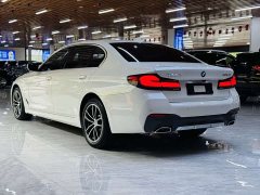 BMW 5 Series facelift 525Li M Sports Package - фото 18