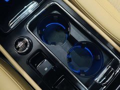 Lynk & Co Adventurer 2022 2.0T two-wheel drive MONO limited edition - фото 11