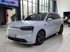 AITO Wenjie M7 2026 extended range Ultra four-wheel drive version 6 seats (192-line lidar) - фото 1
