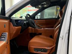 AITO Wenjie M7 2026 extended range Ultra four-wheel drive version 6 seats (192-line lidar) - фото 8