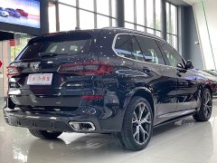 BMW X5 2022 facelift xDrive 40Li M sports package - фото 4
