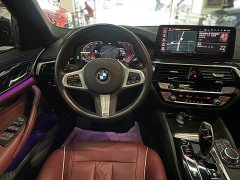 BMW 5 Series facelift 525Li M Sports Package - фото 11