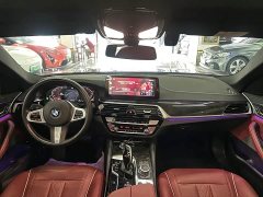 BMW 5 Series facelift 525Li M Sports Package - фото 12
