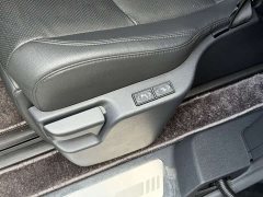 Toyota SIENNA 2.5L Hybrid Premium Edition - фото 14