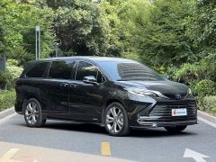 Toyota SIENNA 2.5L Hybrid Premium Edition - фото 3