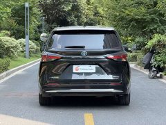 Toyota SIENNA 2.5L Hybrid Premium Edition - фото 5