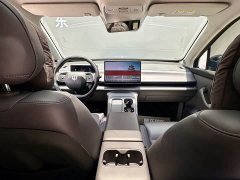 Lynk & Co Leapmoon C16 Extended Range 200 Exclusive Edition - фото 15