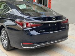 Lexus ES 2023 200 Excellence Edition - фото 9