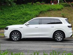 AITO Wenjie M8 extended range Max version 53.4kWh 6-seater version (192-line lidar) - фото 3