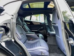 Lynk & Co Purosangue 2023 6.5L V12 - фото 19