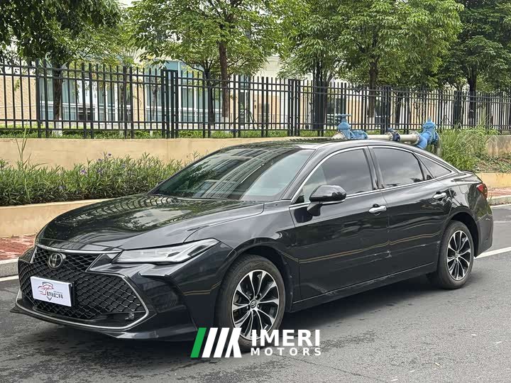 Lexus Asia Dragon 2.5L Deluxe Edition - автомобиль из Китая