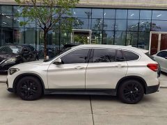 BMW X1 sDrive20Li Fashion - фото 3