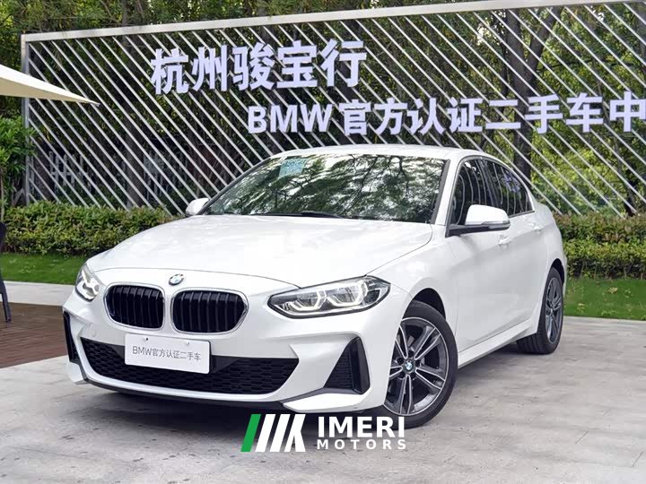 BMW 1 Series 120i M Sports Edition - автомобиль из Китая