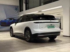 NIO ES6 75kWh - фото 6