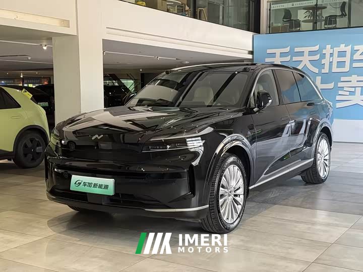 BMW Ledo L90 Max six-seater version - автомобиль из Китая