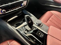 BMW 5 Series 530Li leading M sports package - фото 11