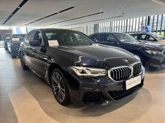 BMW 5 Series 530Li leading M sports package - фото 3