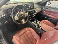 BMW 5 Series 530Li leading M sports package - фото 7