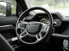 Land Rover Defender 110 3.0T P400 Dark Special Edition - фото 11
