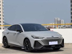 Changan UNI-V 2.0T Speed Edition - фото 3