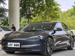 Tesla Model 3 2023 rear-wheel drive version - фото 1