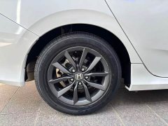 Honda Civic 2019 220TURBO CVT Dynamic Edition National V - фото 17