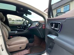 Mercedes-Benz EQE SUV 2023 350 4MATIC Pioneer Edition - фото 17