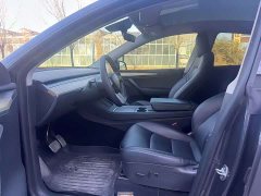 Tesla Model Y rear-wheel drive version - фото 6