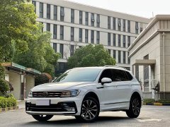 Volkswagen Tiguan L 330TSI Automatic FWD R-Line Premium Edition - фото 1