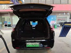 Li Auto Ideal L8 2023 Pro - фото 2