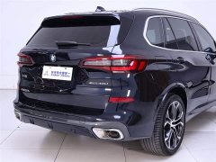 BMW X5 2022 facelift xDrive 40Li exclusive M sports package - фото 8