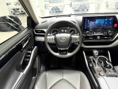 Toyota Highlander 380T four-wheel drive premium version 7 seats - фото 11
