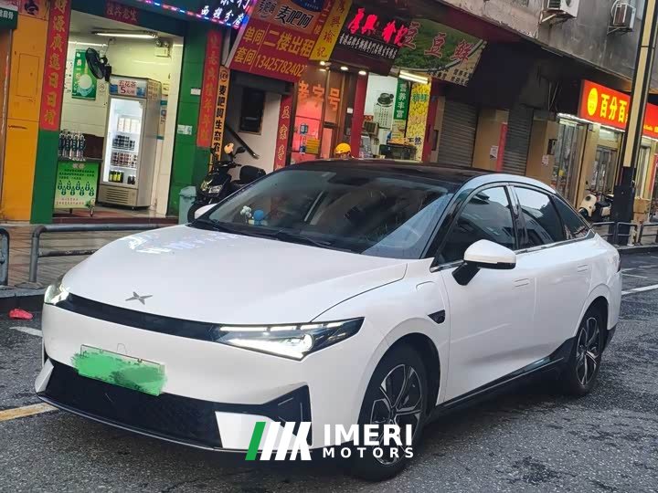 Xpeng P5 550E - автомобиль из Китая
