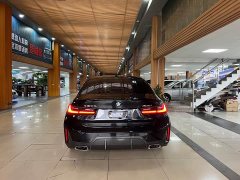BMW 3 Series 2023 325i M Sports Package - фото 13