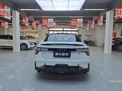 Lynk & Co 03 2.0TD DCT Pro - фото 5