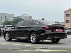 Honda Accord 260TURBO Deluxe Edition - фото 6