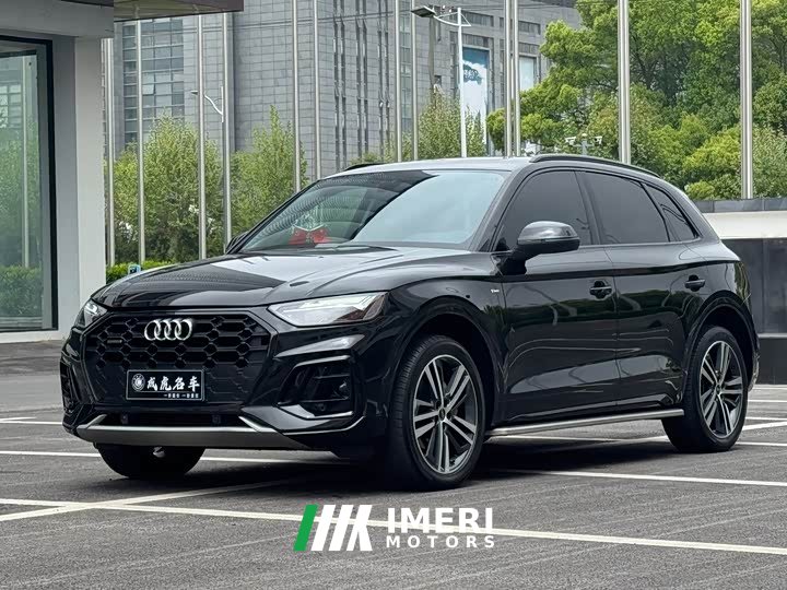 Audi Q5L 40T RS Kit Burning Speed Type - автомобиль из Китая