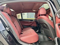 BMW 5 Series 530Li Leading M Sports Package - фото 11