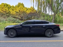 Buick LaCrosse 2025 28T Platinum Edition - фото 3