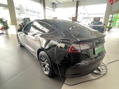 Tesla Model 3 rear-wheel drive version - фото 7