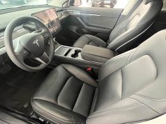 Tesla Model 3 rear-wheel drive version - фото 8