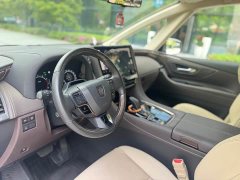 Toyota Vellfire 2024 Crown Hybrid 2.5L Executive Lounge - фото 4