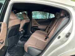 Lexus ES 2021 200 Excellence Edition - фото 7