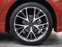 Lynk & Co 03 1.5TD DCT Champion Edition - фото 12