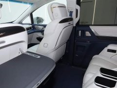 BMW Century 2.0T Six-Seater Yunshi Edition - фото 18