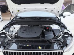 Volvo XC60 2025 B5 four-wheel drive Zhiyi Luxury Edition - фото 12