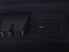 Volvo XC60 2025 B5 four-wheel drive Zhiyi Luxury Edition - фото 14